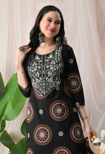 KJFAB Women Kurta Pant Set