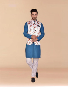 Svatantra Men Kurta Pyjama Ethnic Jacket Set