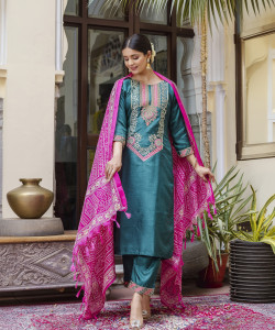 VredeVogel Women Kurta Pant Dupatta Set