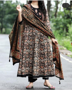 Yusra Women Kurta Dupatta Set