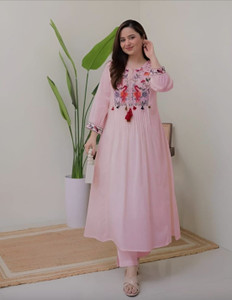 KALOTRA Women Kurta Pant Set