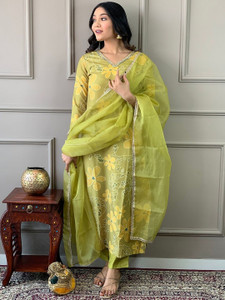 RsamFashion Women Kurta Pant Dupatta Set
