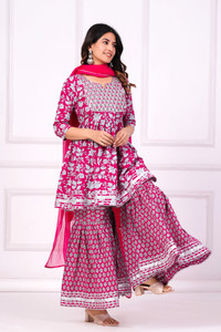 Thebaisa Women Kurta Sharara Dupatta Set