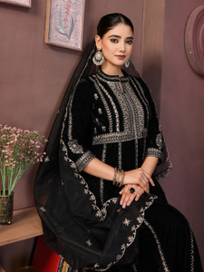 रॉयल एक्सपोर्ट महिलाओं के लिए