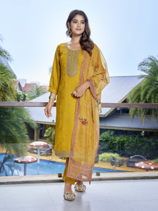 Royal Export Women Kurta Pant Dupatta Set