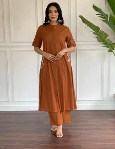 Uroos Women Kurta Pant Set