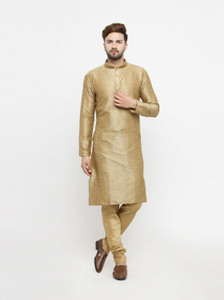 Larwa Men Kurta Pyjama Set