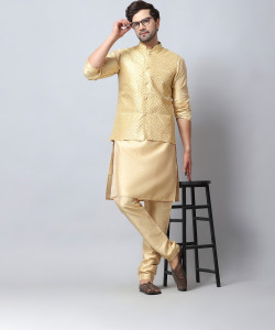 B BEN Men Kurta Pyjama Ethnic Jacket Set