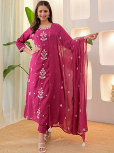 anushansa Women Kurta Pant Dupatta Set