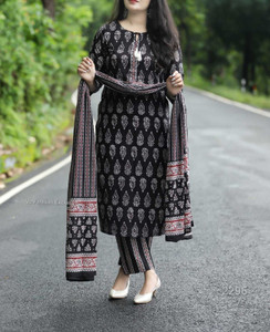 Jai Kurties Women Kurta Pant Dupatta Set