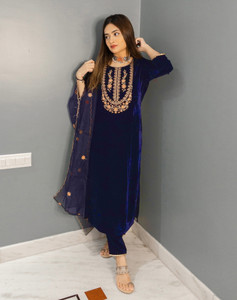 स्काईली महिलाओं के लिए कुर्ता, पायजामा & दुपट्टा सेट