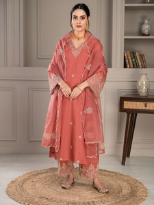 Divastri Women Kurta Palazzo Dupatta Set