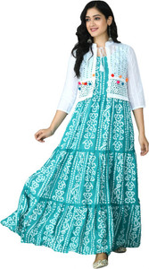 dwarkesh creation Women Kurta Set