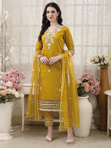 berrylicious Women Kurta Pant Dupatta Set