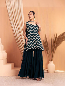 LH ENTERPRISE Women Kurta Sharara Dupatta Set