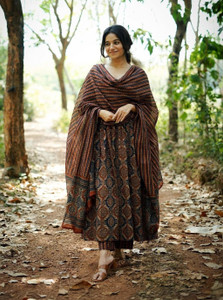 Klosia Women Kurta Pant Dupatta Set