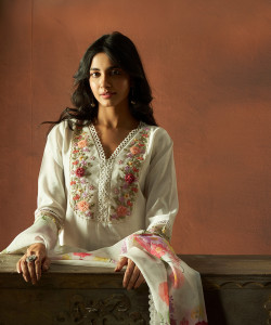 Indo Era Women Kurta Pant Dupatta Set