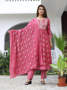 Arangetram Women Kurta Pant Dupatta Set