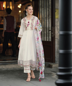 Indo Era Women Kurta Pant Dupatta Set
