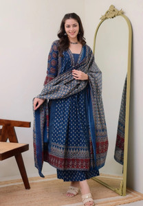 Divastri Women Kurta Palazzo Dupatta Set