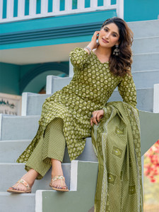 ARADHNA Women Kurti Pant Dupatta Set