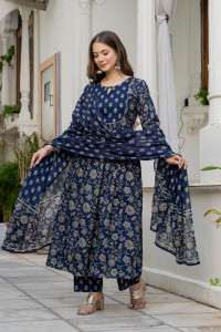 JOTAD Women Kurta Pant Dupatta Set - Image 6
