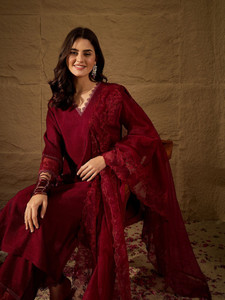 House of Pataudi Women Kurta Pant Dupatta Set