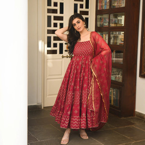 The Style Story Women Kurta Dupatta Set