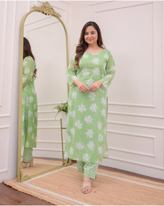 Dholiwal Fashion Women Kurti Pant Set