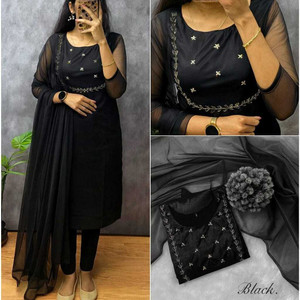 Neetique Women Kurti Dupatta Set