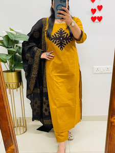VASTRA RANG Women Kurta Pant Dupatta Set