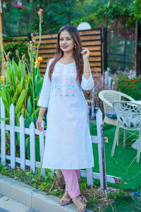 Madarwa Women Kurti Pant Set