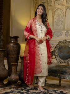 VredeVogel Women Kurta Pant Dupatta Set - Image 6