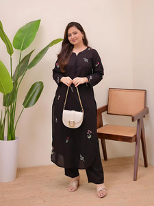 Khoj Bagda Women Kurta Pyjama Set