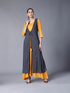Vishudh Women Kurta Ethnic Jacket Set