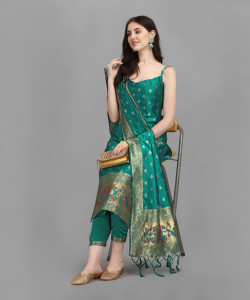 VredeVogel Women Kurta Pant Dupatta Set