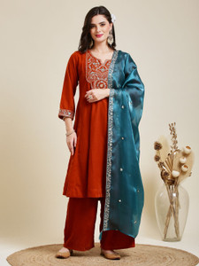 Colors of Earth Women Kurta Pant Dupatta Set