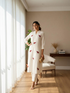 LookMark Women Kurta Pant Set
