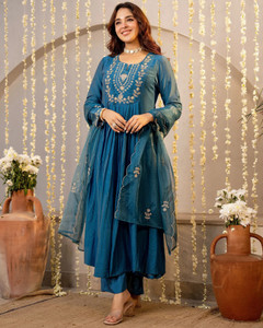 Klosia Women Kurta Pant Dupatta Set