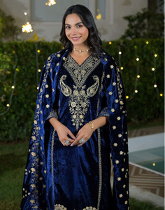 Skylee Women Kurta Pant Dupatta Set