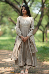 MOKOSH Women Kurta Pant Dupatta Set