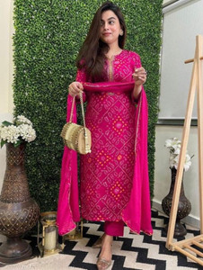 FEBFORWARD Women Kurti Pant Dupatta Set
