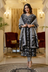 Mialo fashion Women Kurta Pant Dupatta Set