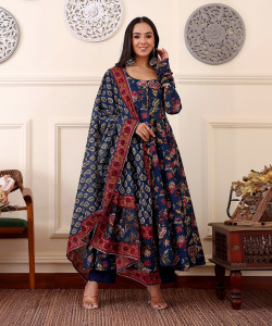 Divastri Women Kurta Pant Dupatta Set