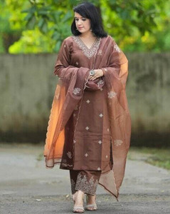PILUDI Women Kurti Palazzo Attached Dupatta Set