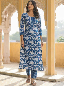 Doongari Wala Women Kurta Pant Set