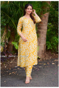 KULDEVYANI Women Kurta Pant Set