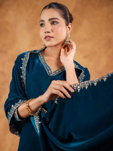 Janasya Women Kurta Pant Dupatta Set