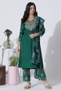 W Women Kurta Pant Dupatta Set