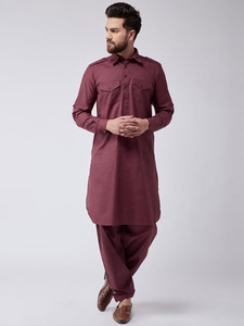 CHIRASVI Men Kurta Pyjama Set